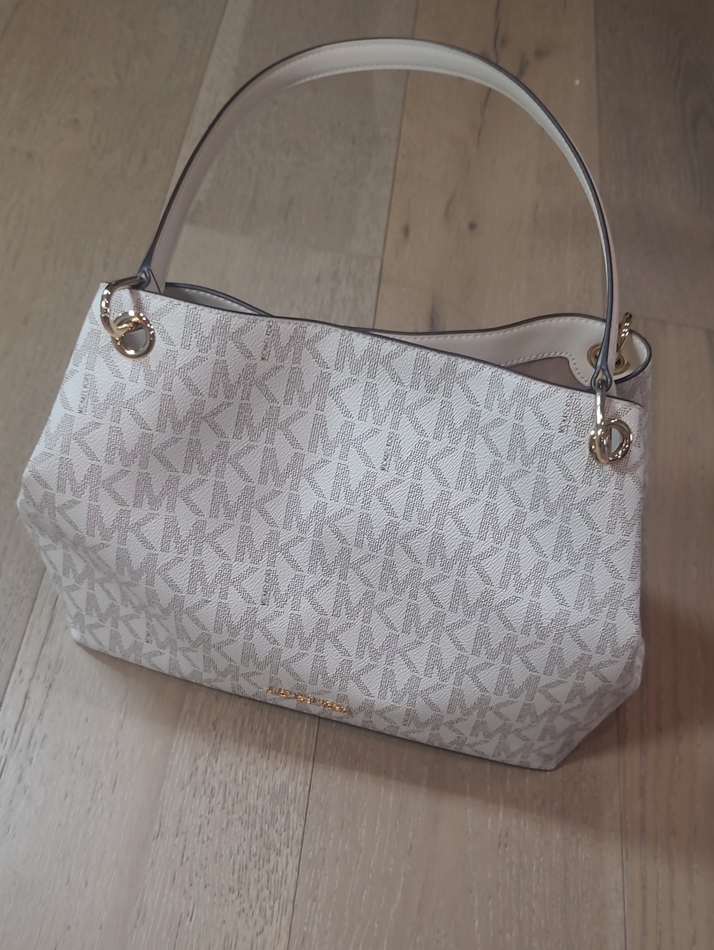 EUC Michael Kors Raven Medium Shoulder Bag Women's Cream Initial Logo Purse